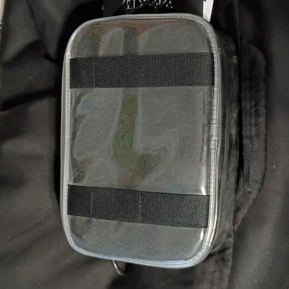 UGG Black Faux Fur And Clear Janey Crossbody New - Picture 5 of 5